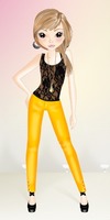 :) Żółtawe spodnie